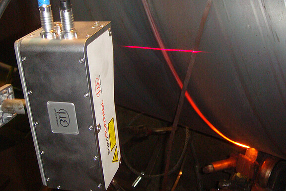 tracking-welding-seam-pipelines.jpg 