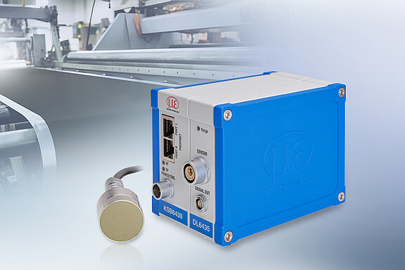 Dickenmessung von Batteriebeschichtungen mit combiSENSOR KSB6430